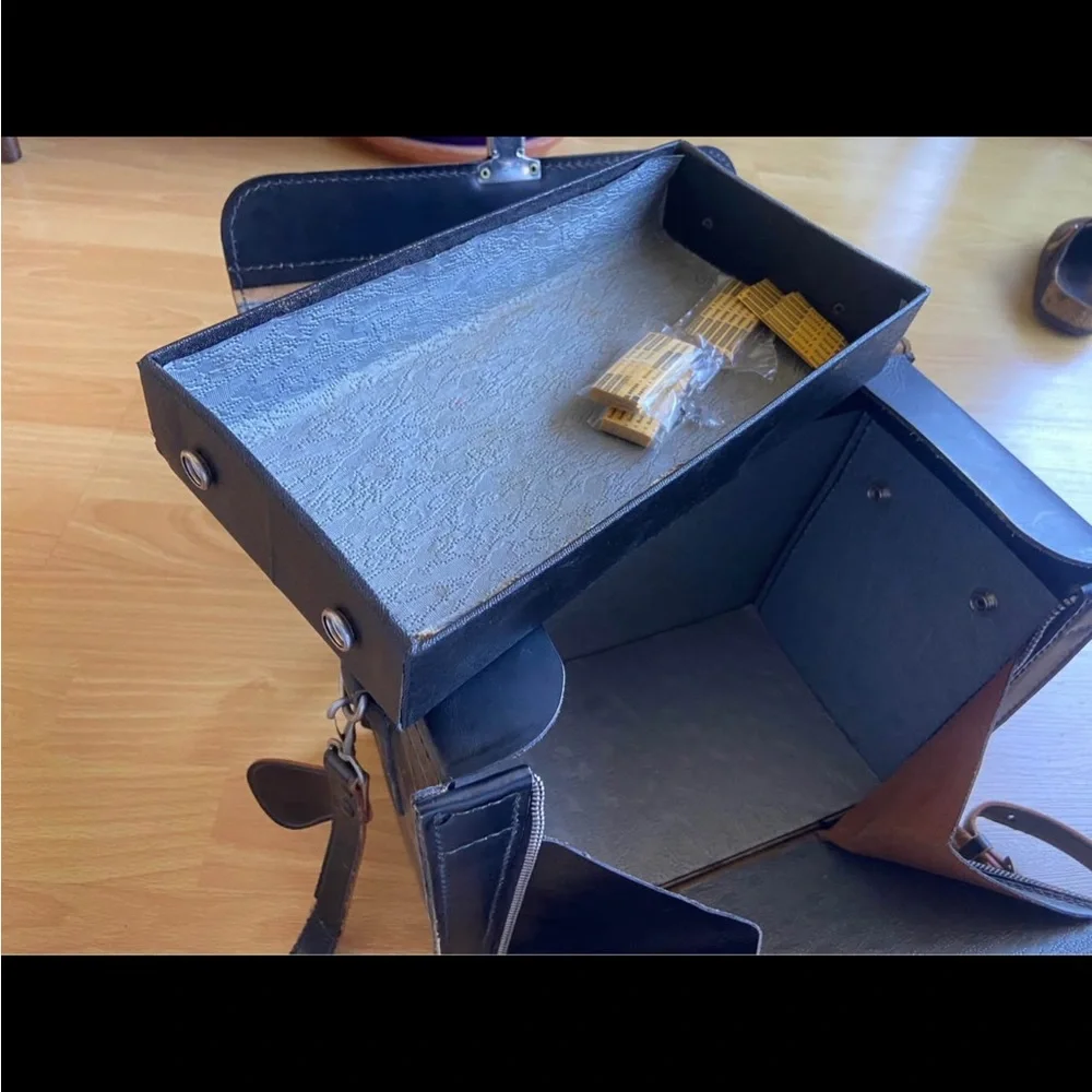 Vintage 1970s super 8 camera bag